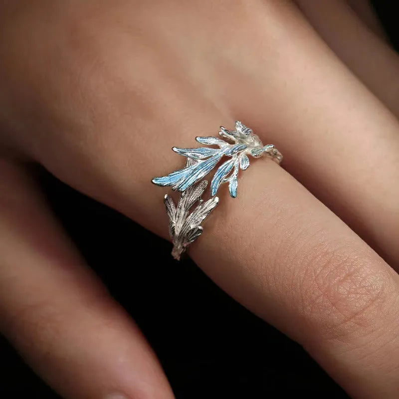 Adjustable alloy flower ring with leaf shape and open mouth design