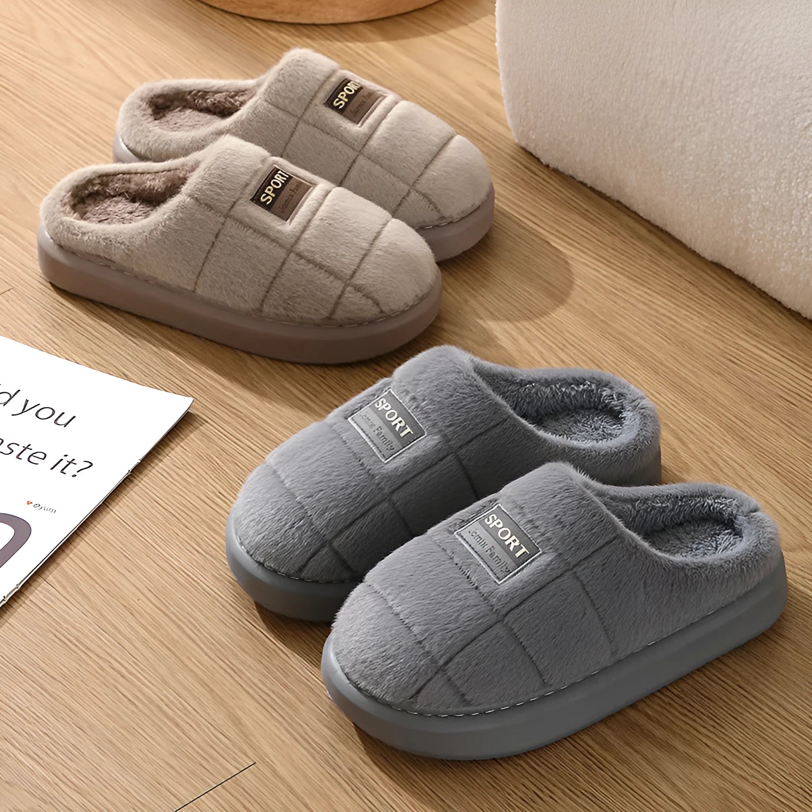 Men's plaid pattern winter slippers with thick sole and wool lining in brown colour