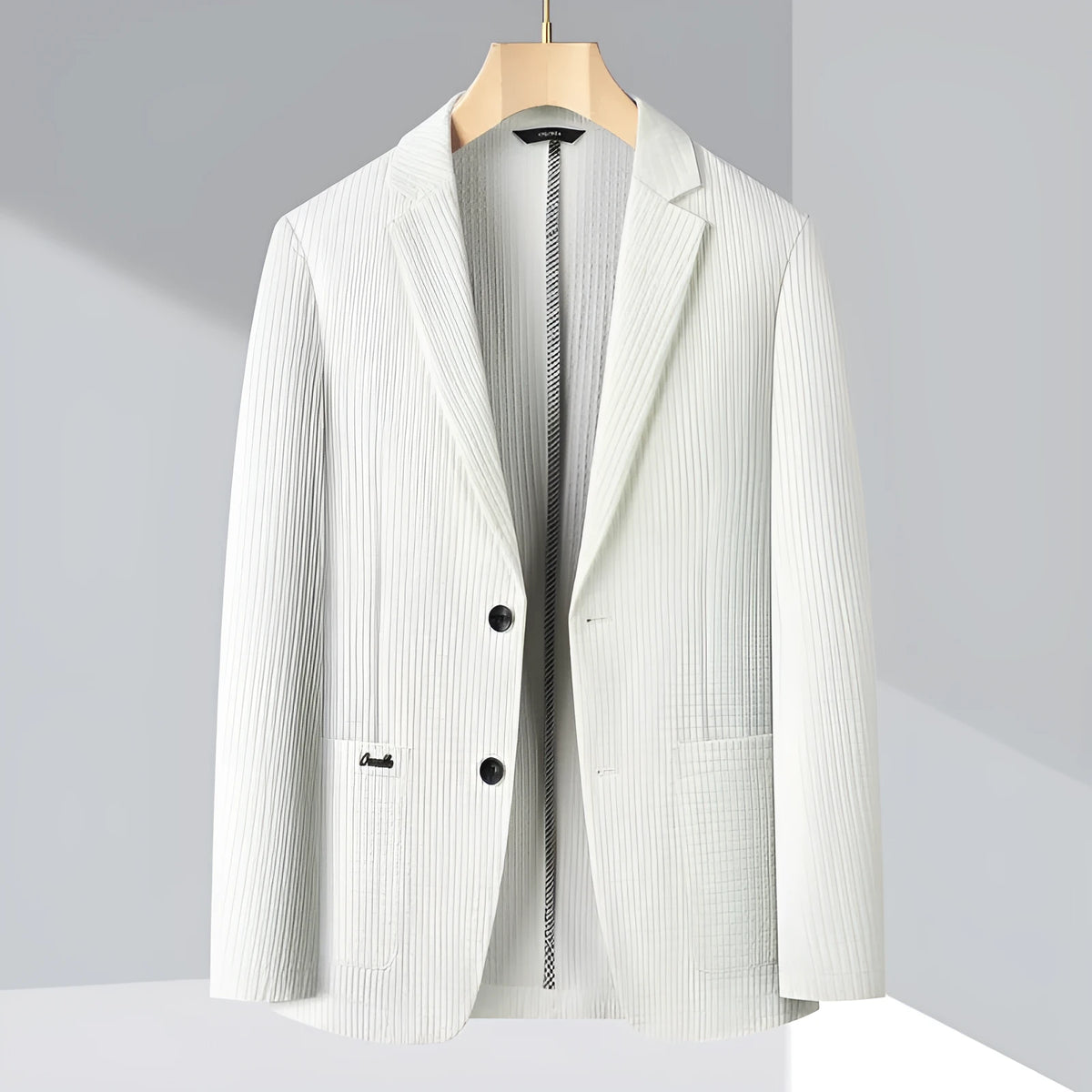 Seamless lightweight breathable nylon casual suit top in Diamond White, long sleeves, regular length, size 180