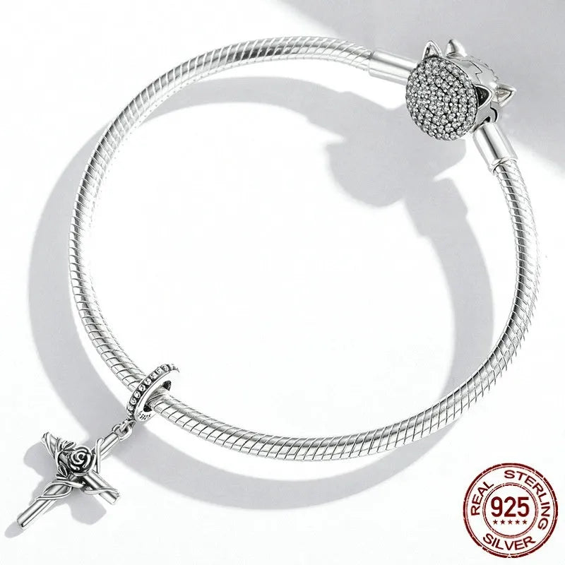 925 silver rose cross pendant on white background showing vintage faith design with 2.7cm height and 1.3cm width