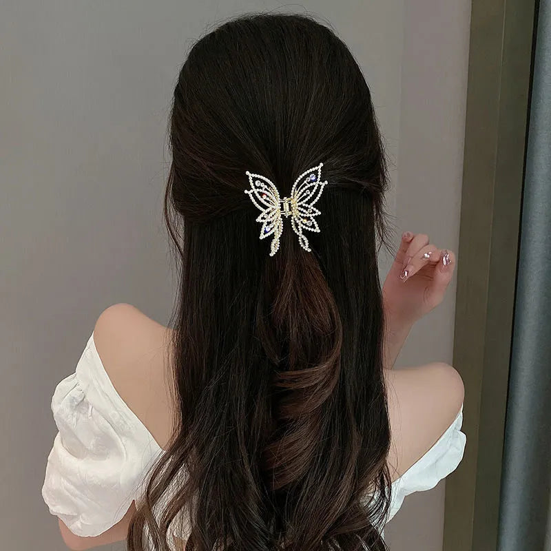 Butterfly-shaped alloy hair clip for women with rhinestone or pearl style decoration