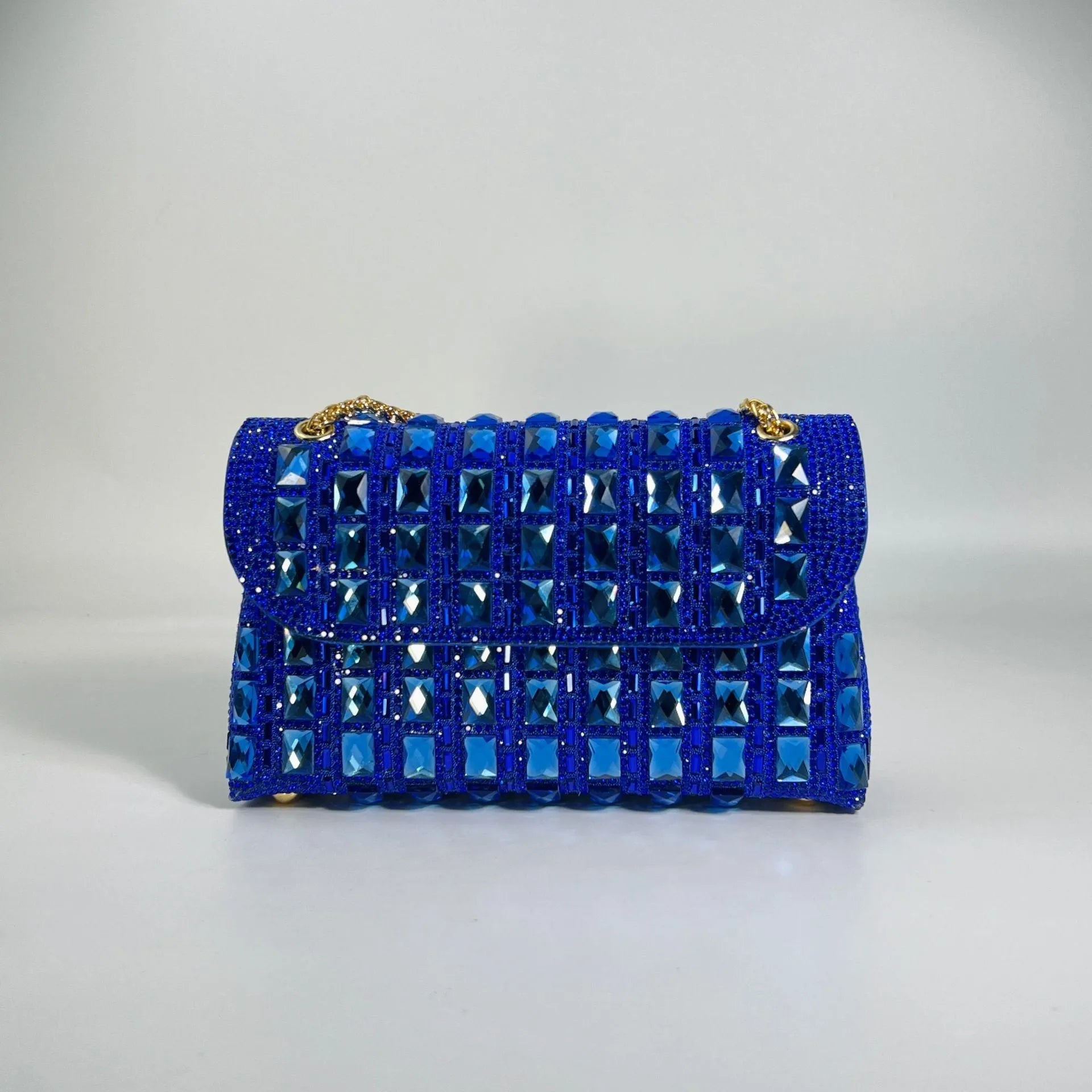 Shiny glass rhinestone chain clutch bag with dedicated phone compartment in retro style