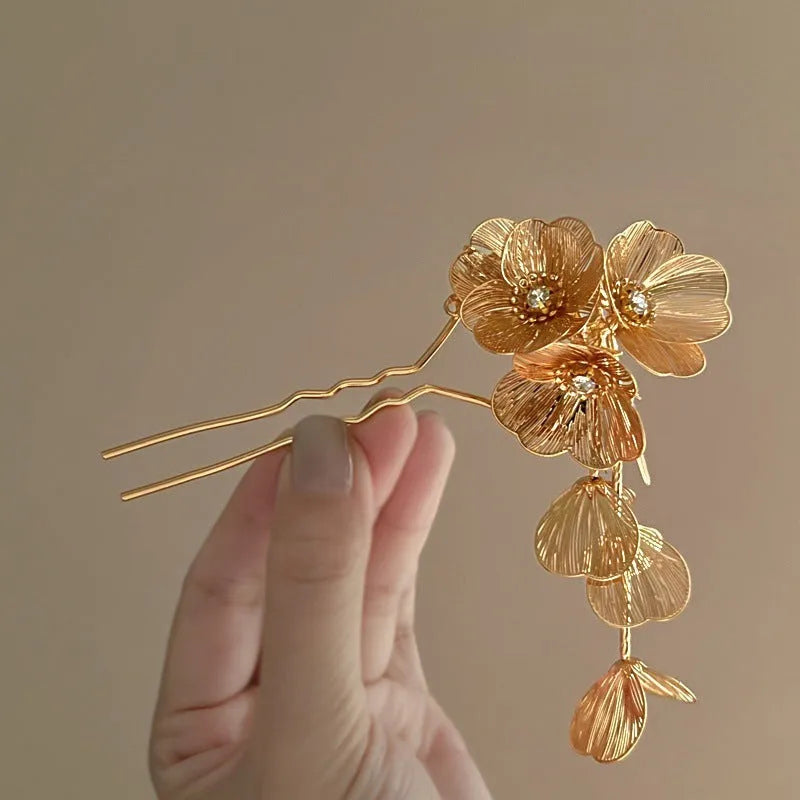 Alloy banana hair clip with electroplated finish and butterfly motif in Korean style for women