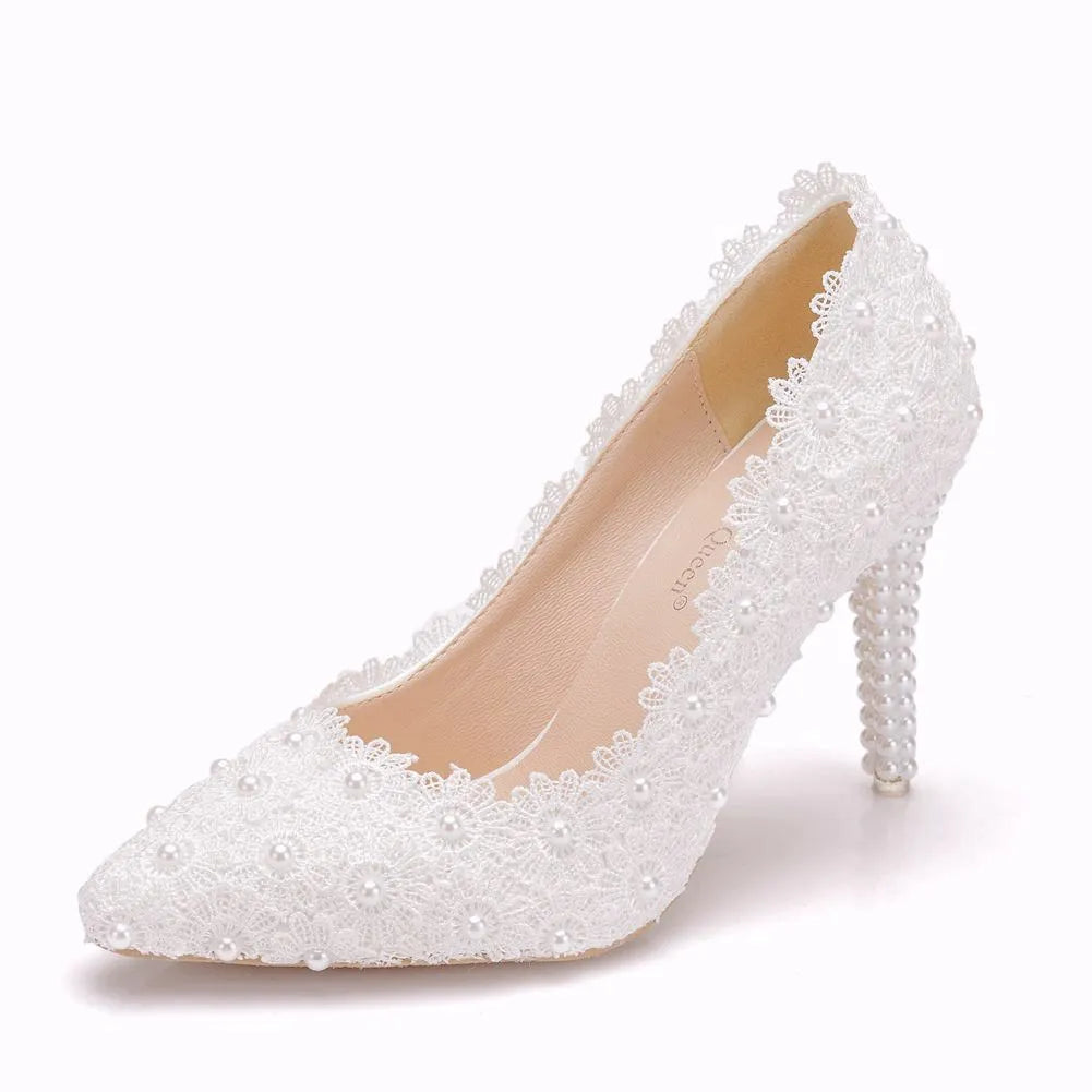 White pearl lace wedding shoes with stiletto heel and pointed toe