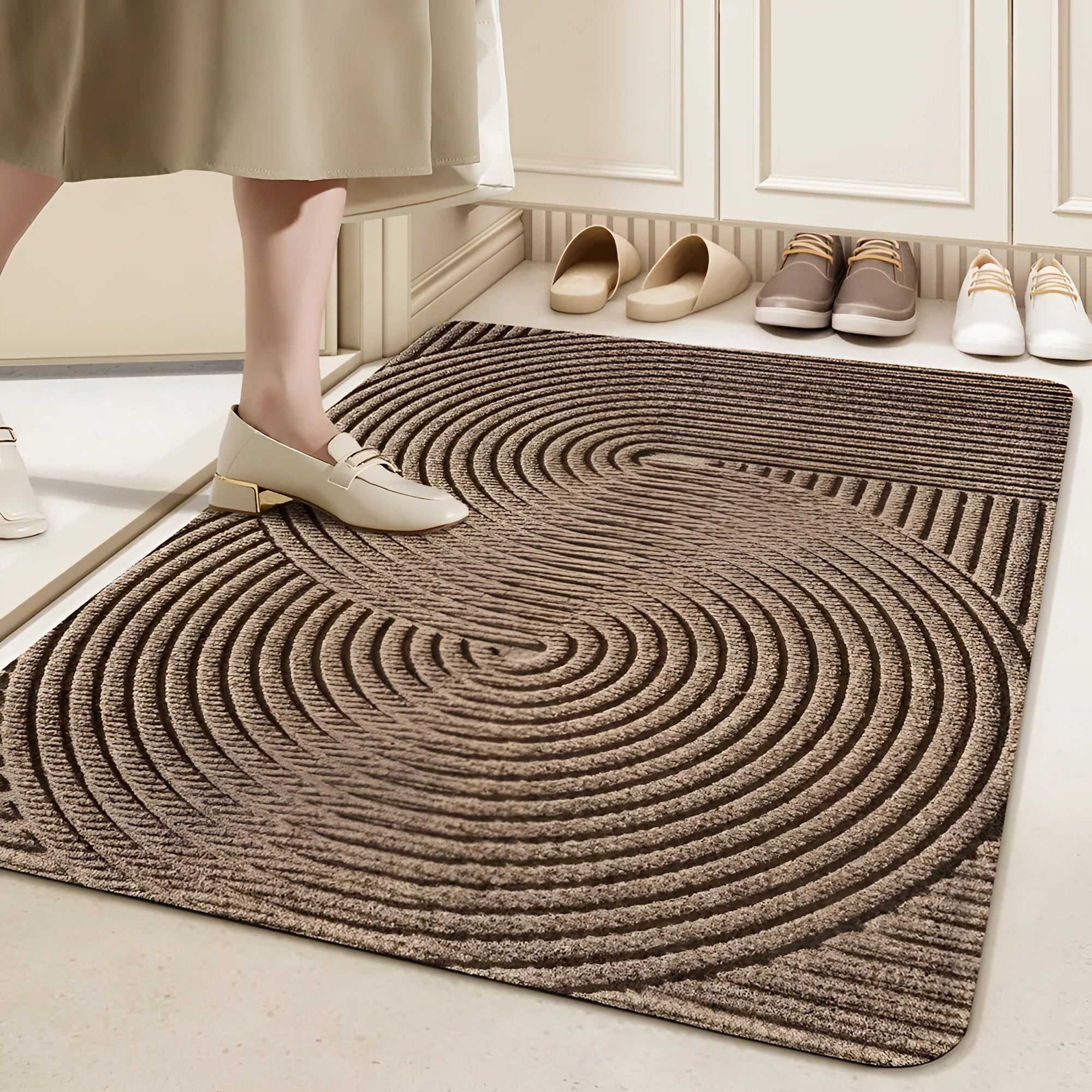 Green alien-shaped diatom oil entrance floor mat with cartoon anime pattern, measuring 60 by 90 cm.