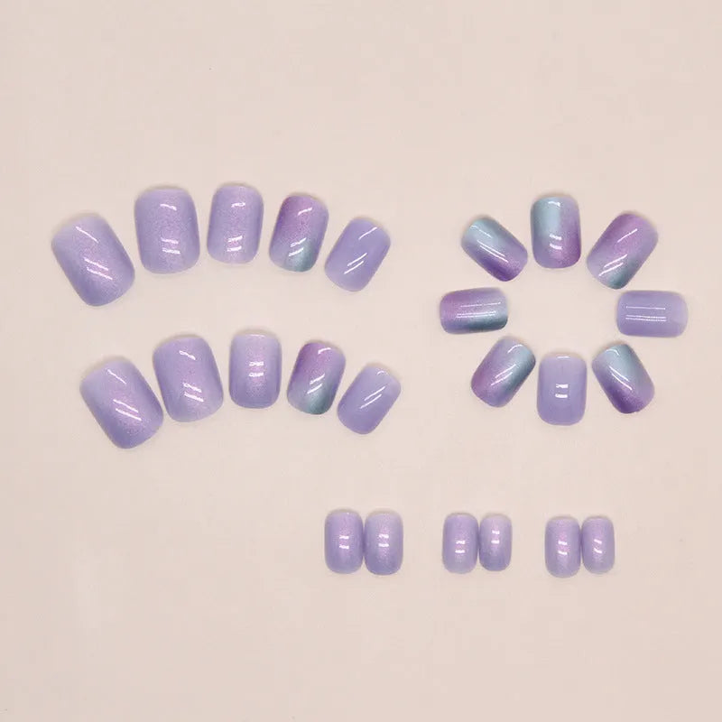 Short aurora fake nails with starry sky pattern in bright colours, 24 pieces with adhesive glue