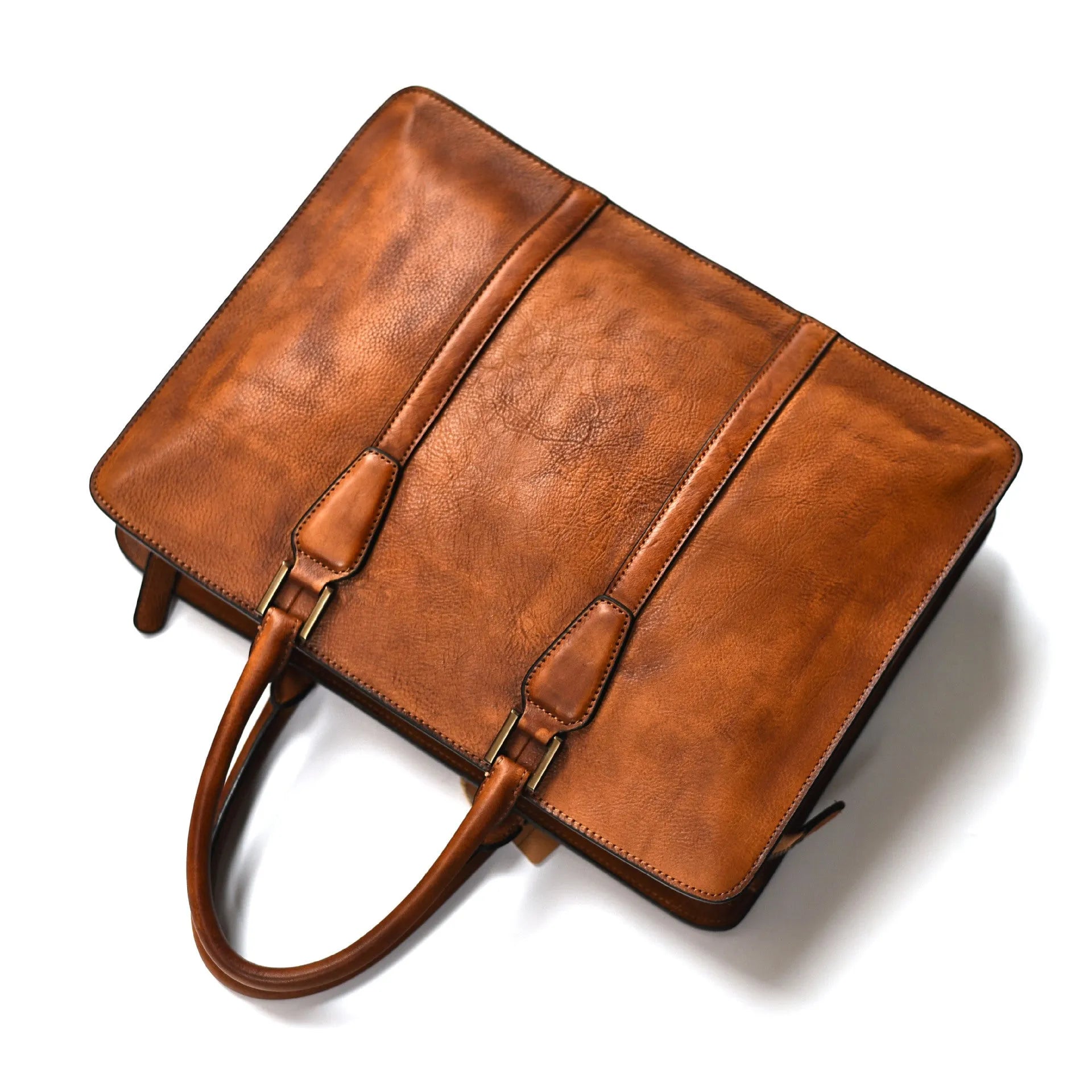 Men's retro leather handbag in horizontal business style with zipper opening
