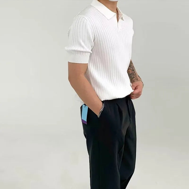 Men's solid colour cotton blend polo shirt with half sleeves in loose fit