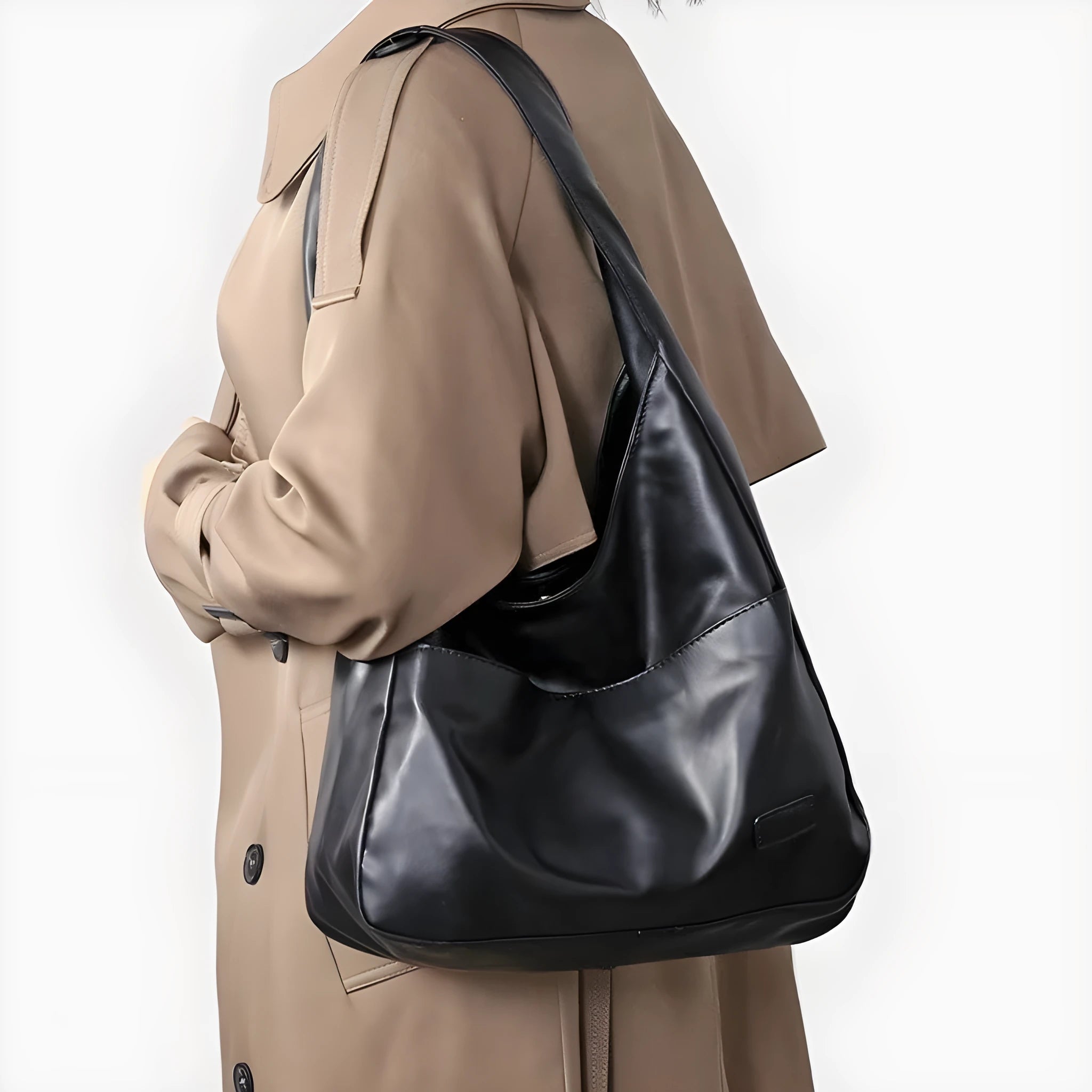 Women's retro style PU leather shoulder bag in horizontal square shape with single strap