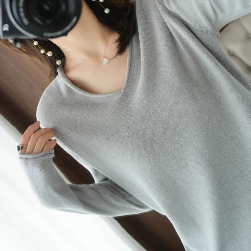 Women's V-neck long sleeve knitwear top in non-iron macaron colours for commute styling