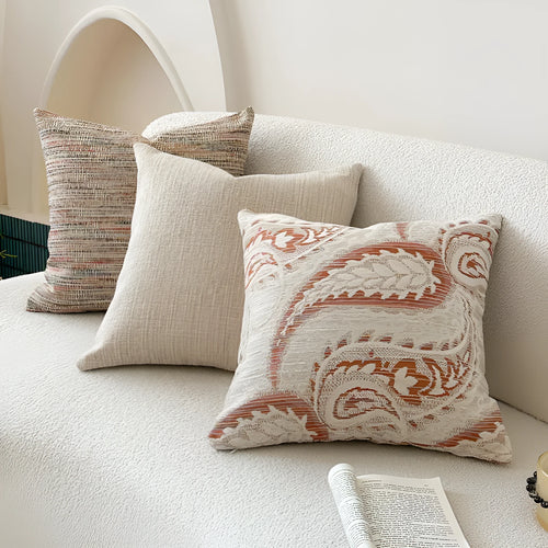 American-style yarn-dyed Jacquard cushion cover with paisley floral pattern in amber colour