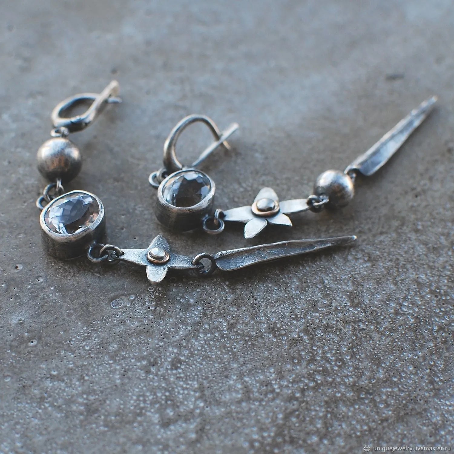 Hesheng geometric pendant earrings in antique silver with XINGX rhinestone design