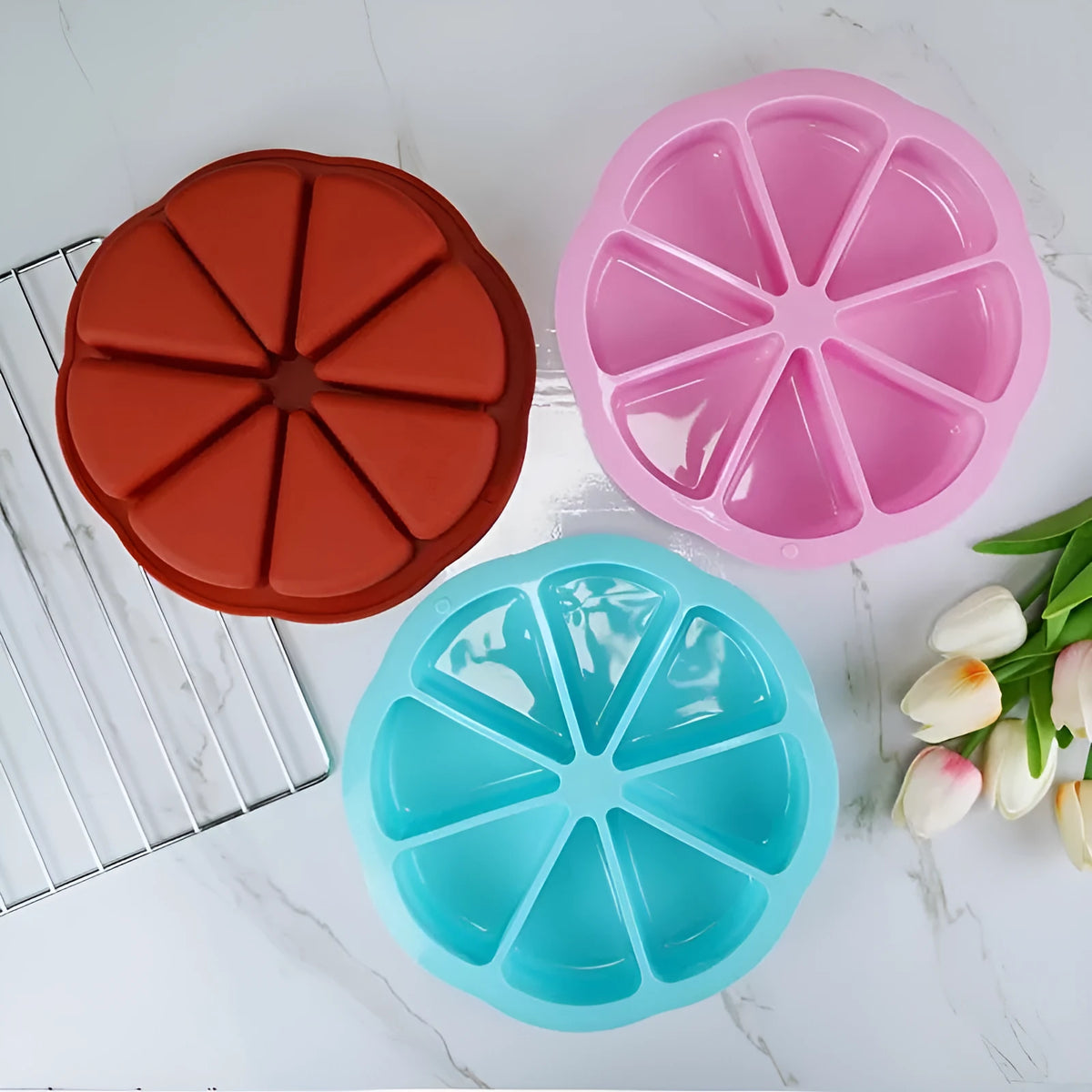 Round silicone cake mold in modern simplicity style, available in blue brown red and pink for baking