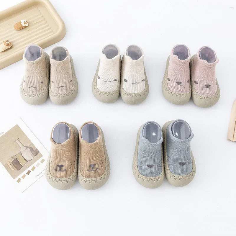 Spring and autumn baby soft sole toddler shoes in multiple colours, cotton upper, round toe, flat heel, sizes 20-25 cm