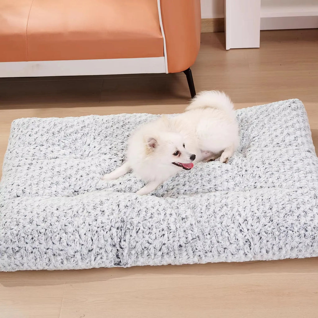 Washable plush dog bed mat in rose velvet with anti-slip bottom, available in sizes S to XXL