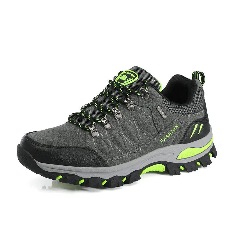 Outdoor hiking shoes low-top rubber sole solid colour design for off-road trekking