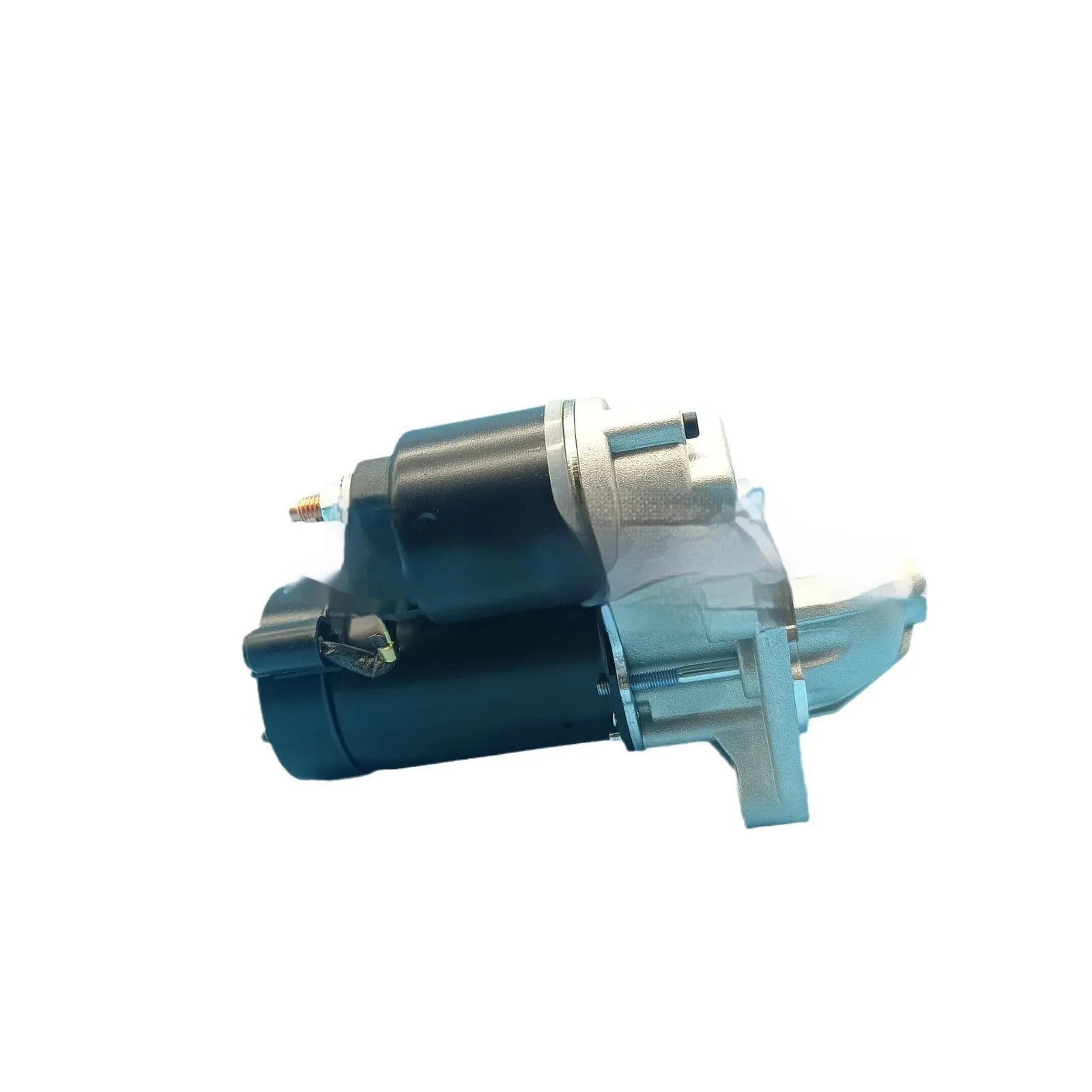 Black automotive starter motor with 10 teeth for Ford Fiesta shown on white background