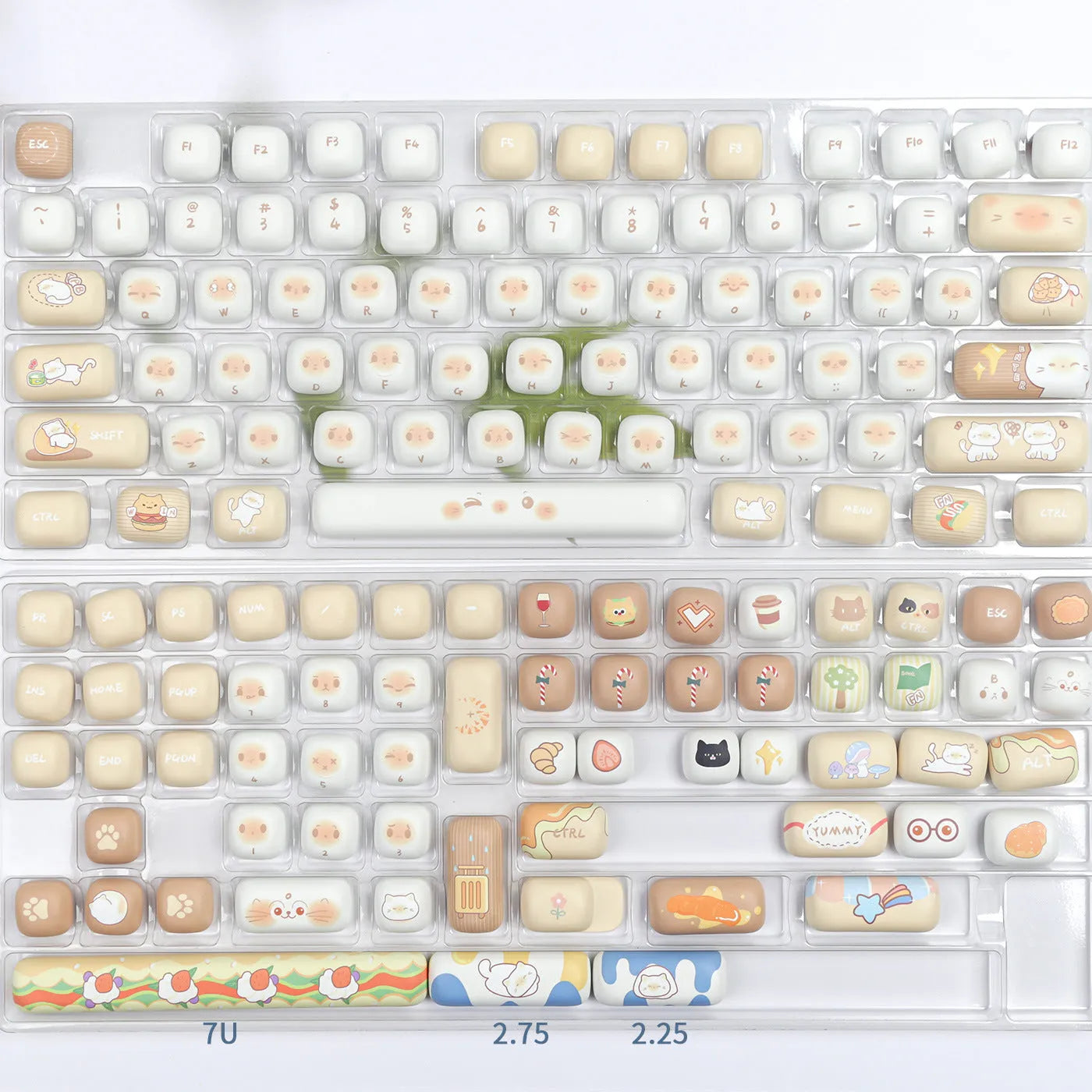 Set of 26 PBT key caps for mechanical keyboards with a 1.5 metre USB cable.