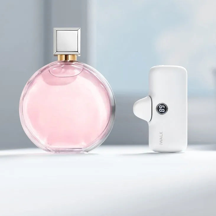 Mini lipstick portable power pack with 4800mAh battery and PD fast charging in white colour