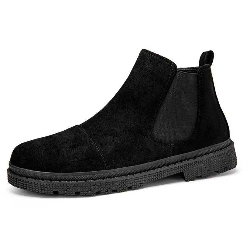 Gao Banglun slip-on retro boots for men, black colour, round toe, platform mid heel, side view