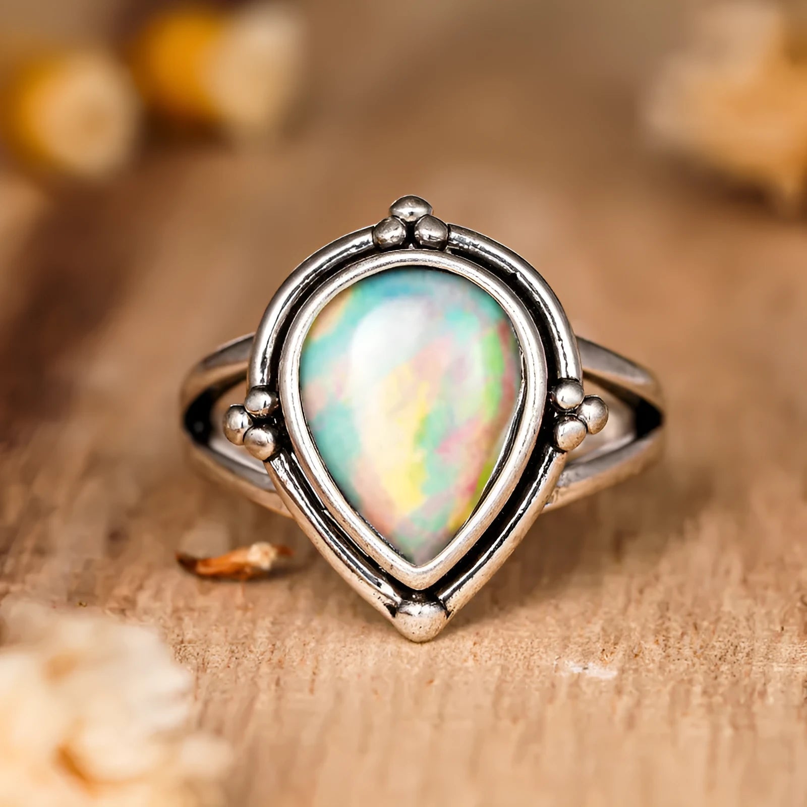 Women's antique-style copper ring with water drop and geometric design, electroplated silver finish, sizes No 6 to No 10