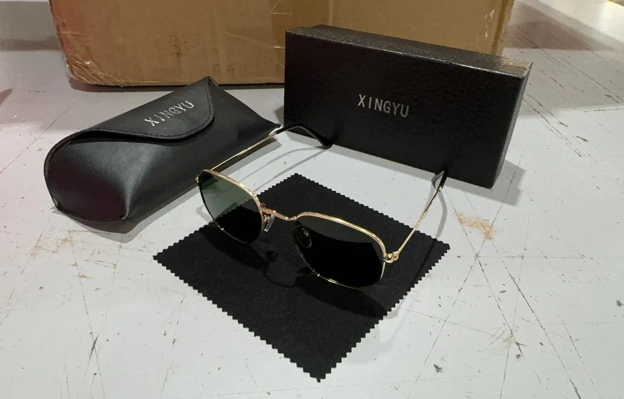 Classic round retro sunglasses for men in multiple frame colour options