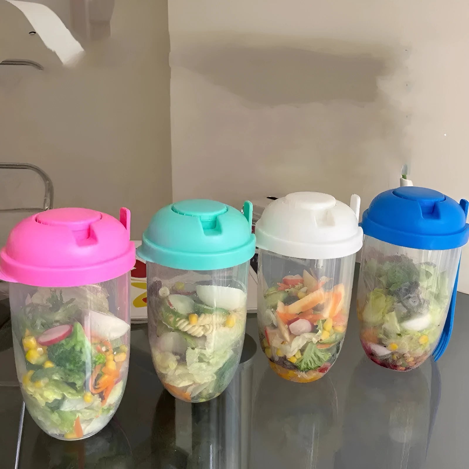 Ins style 1000ml salad cup with white fork and leak-proof cover, Klein Blue colour, on white background