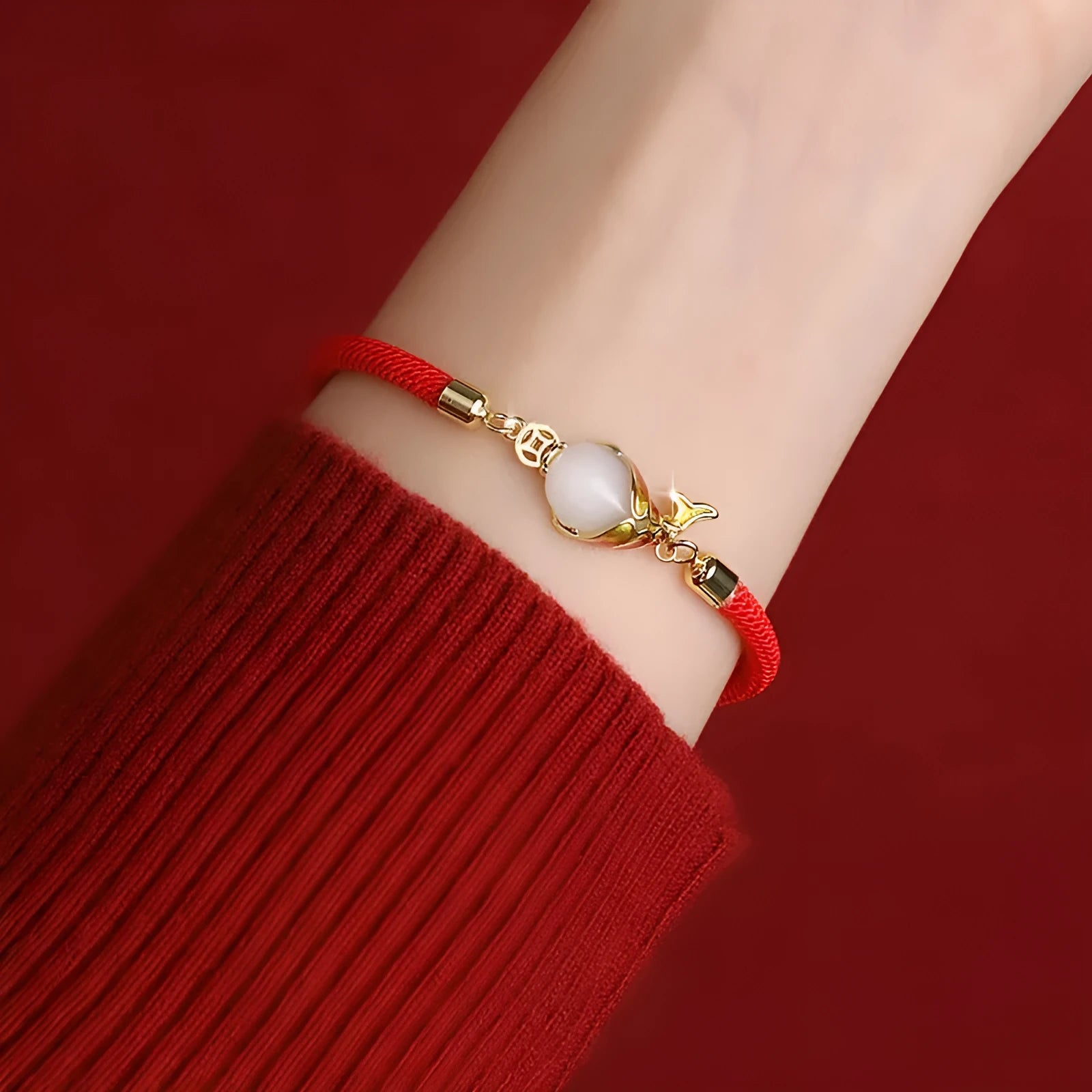 Copper carp literary necklace and matching bracelet with red rope strap, retro women's jewellery set.
