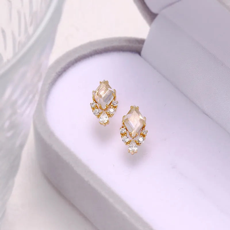 Simple geometric natural white crystal earrings in 925 silver with electroplated finish