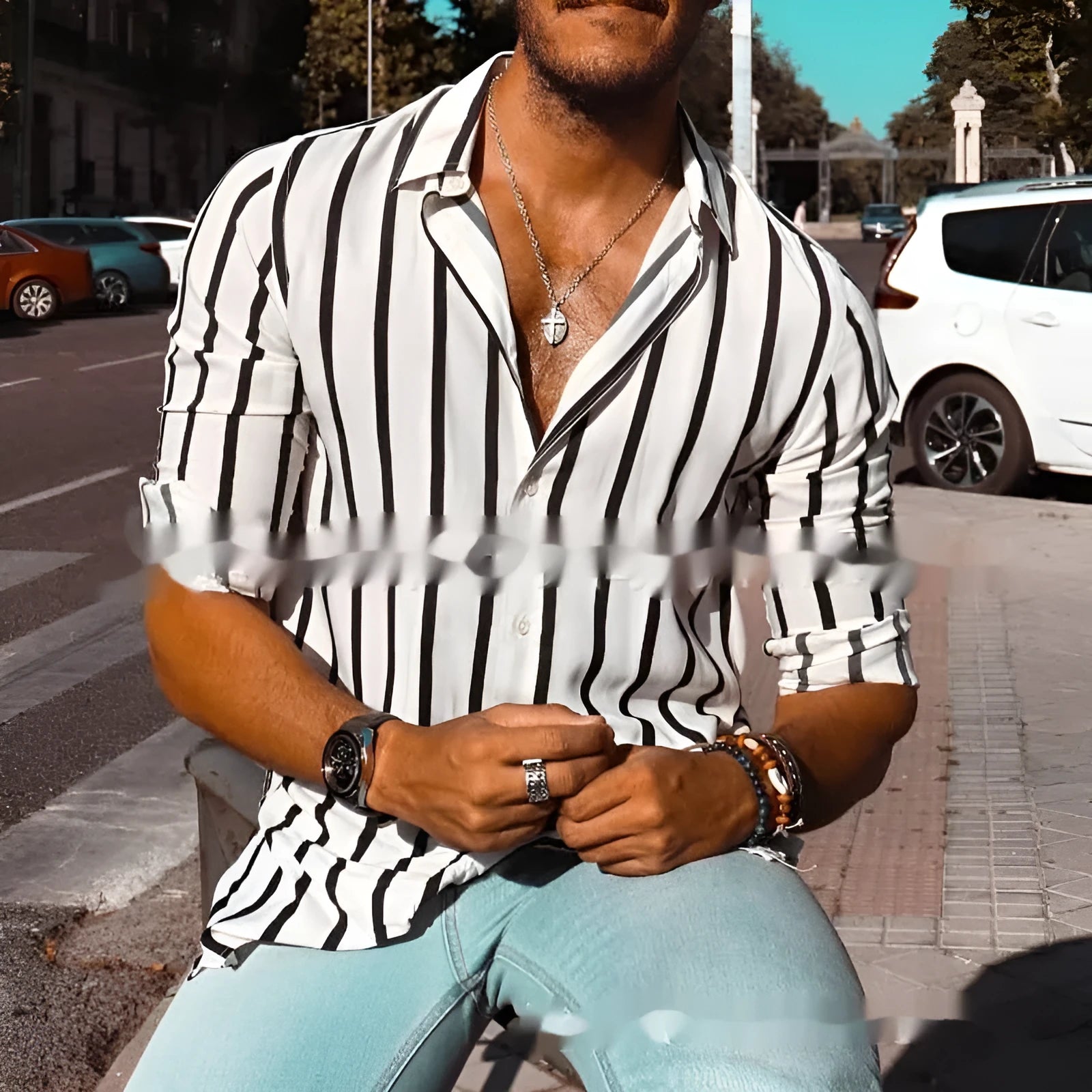 Men's casual striped button shirt in loose fit with long sleeves