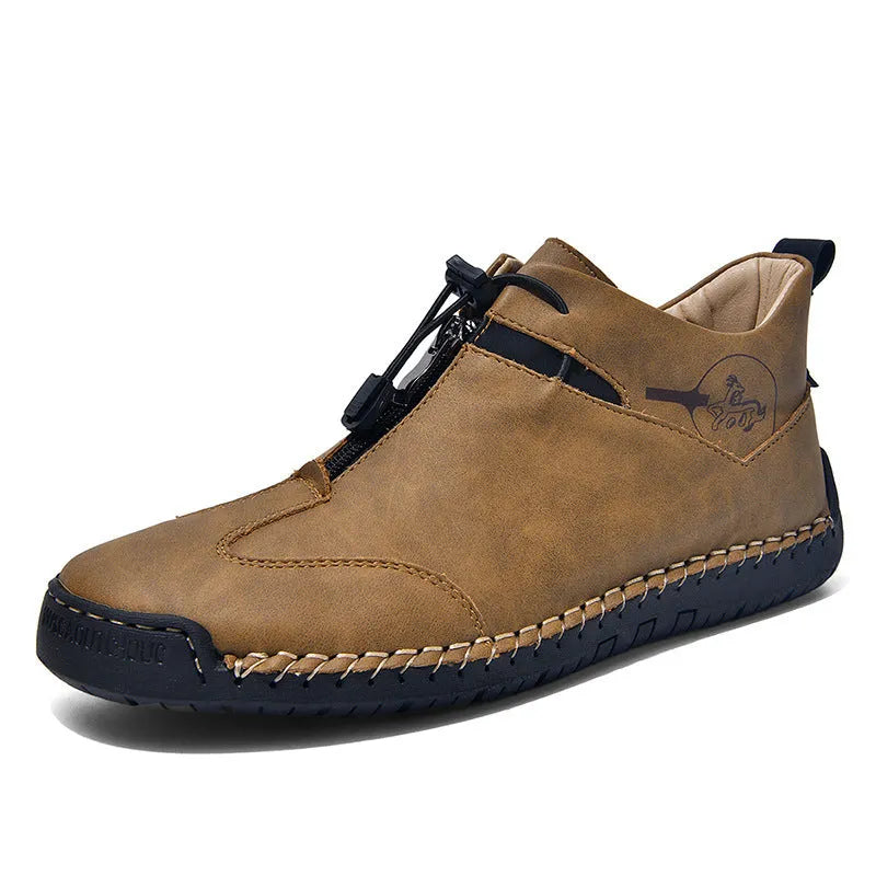 Casual men's leather travel shoes in black with rubber sole, mid heel, and round toe