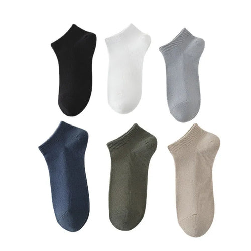 Men's low-cut solid colour polyester boat socks shown in multiple colour options