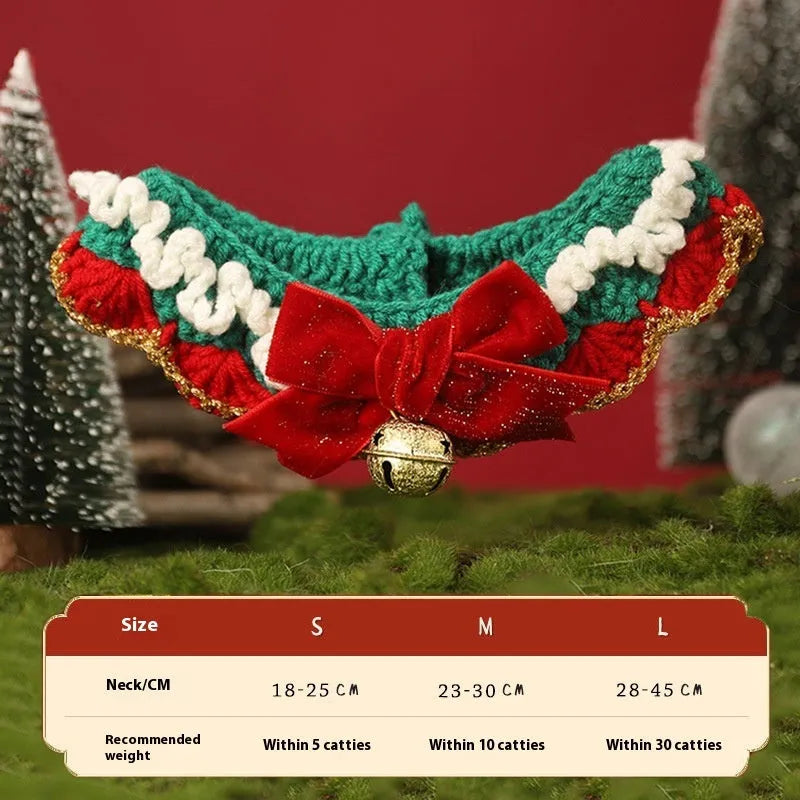 Christmas pet scarf collar with wool construction and festive patterns for dogs and cats