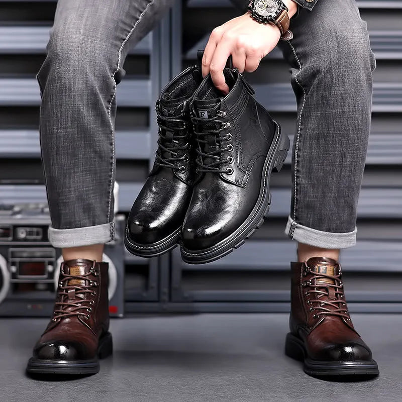Low heel leather ankle boots with square heel and patent leather construction in black colour