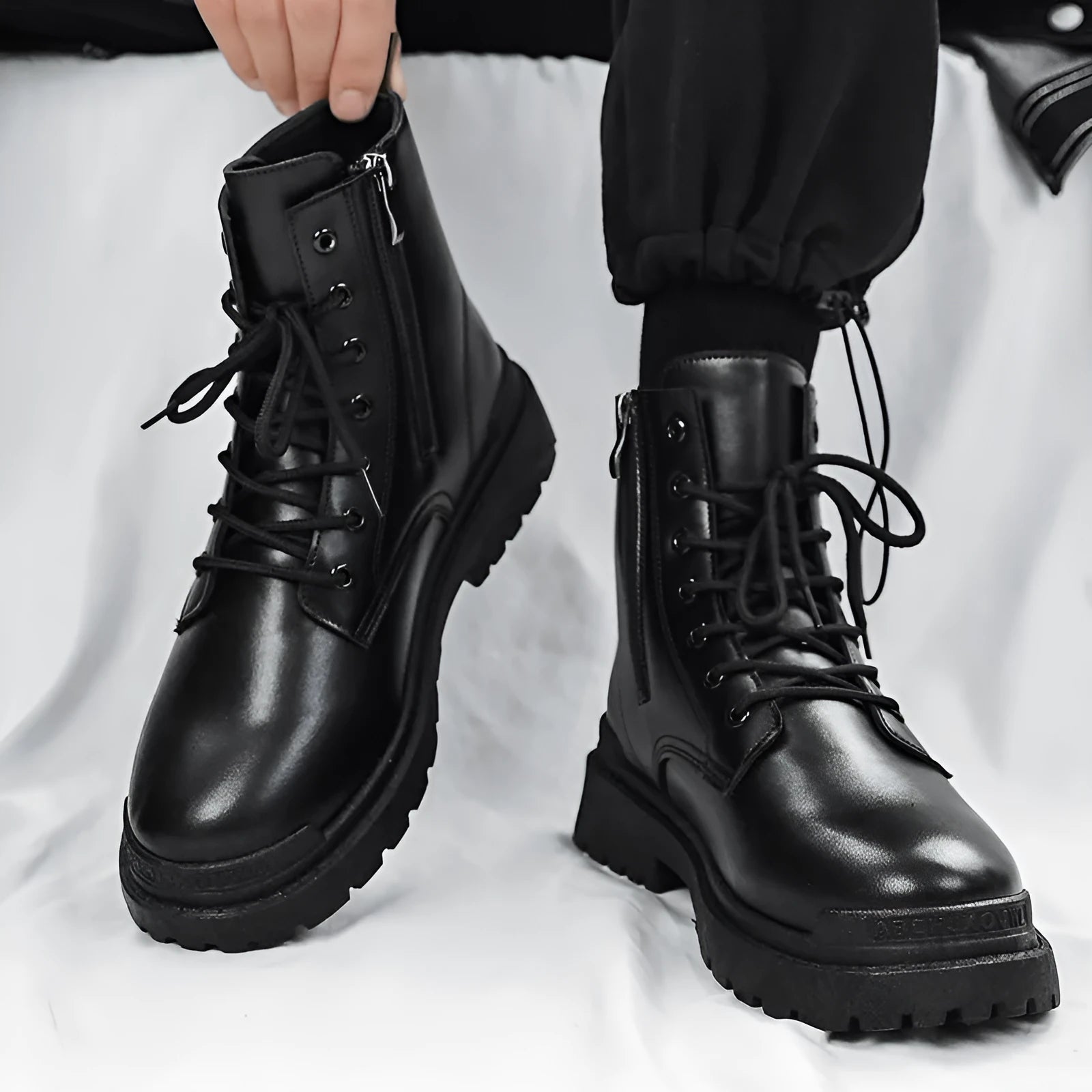 Men's mid-top British leather style boots with waterproof PU upper and rubber soles