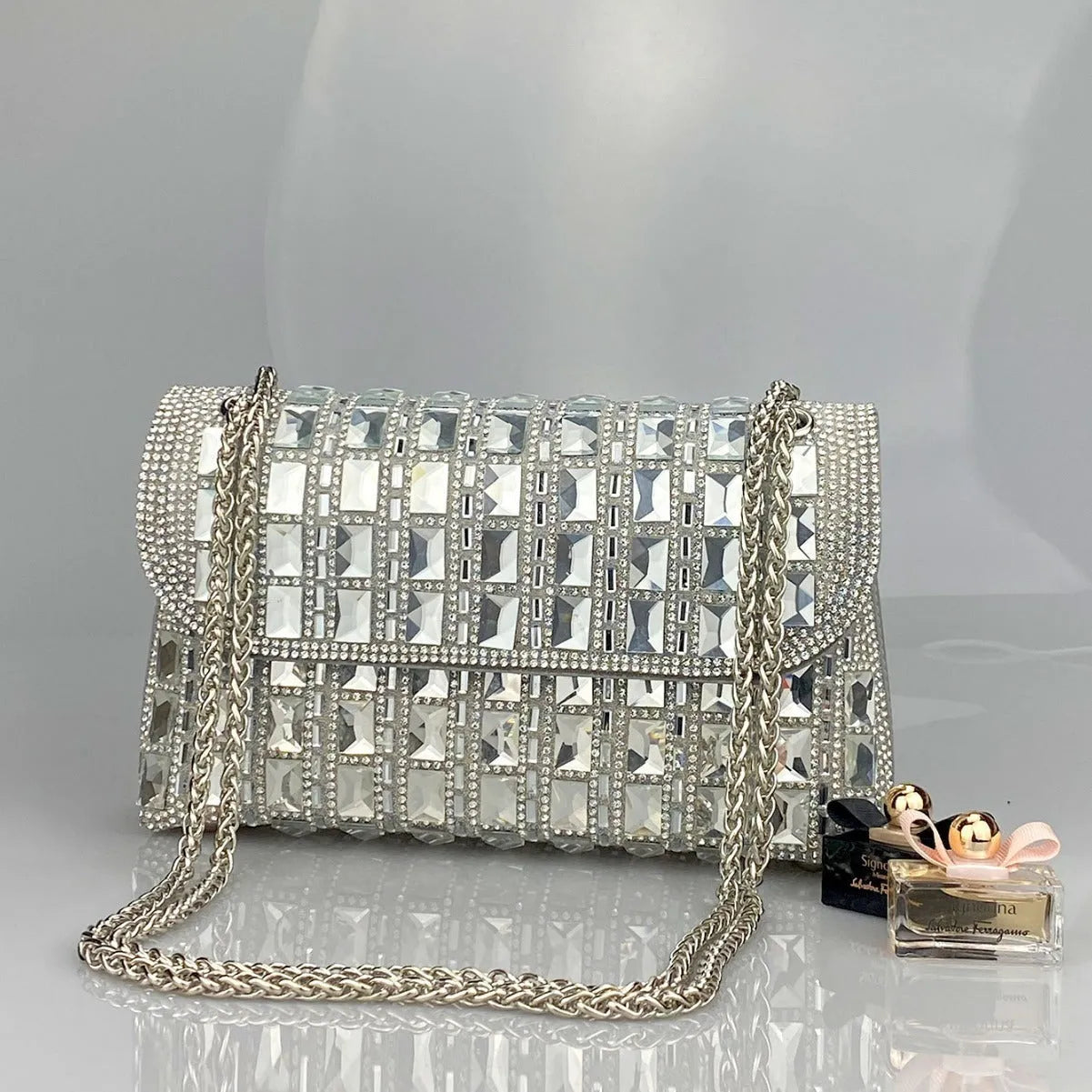 Shiny glass rhinestone chain clutch bag with dedicated phone compartment in retro style
