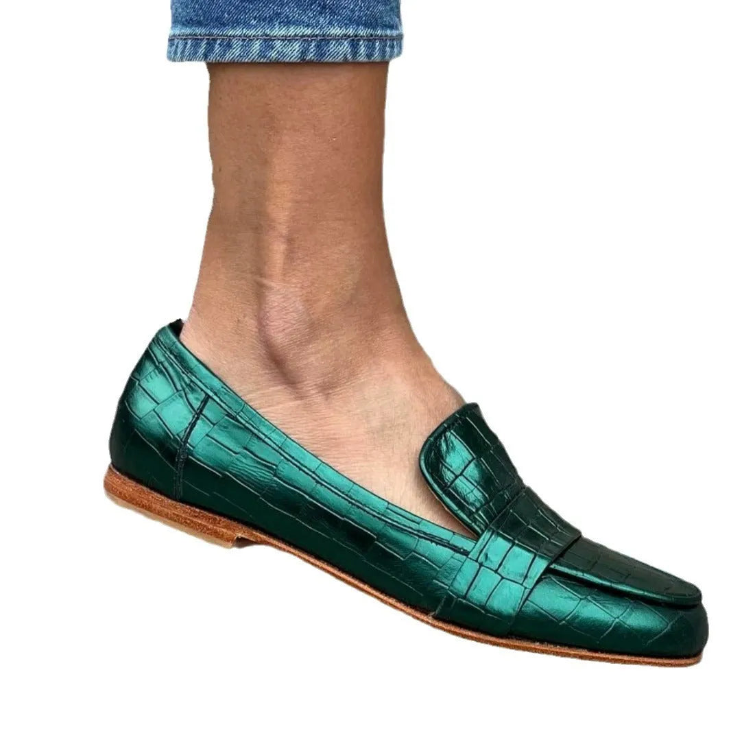 Green stone pattern flat tassel round toe loafers for women with low heel and PU upper