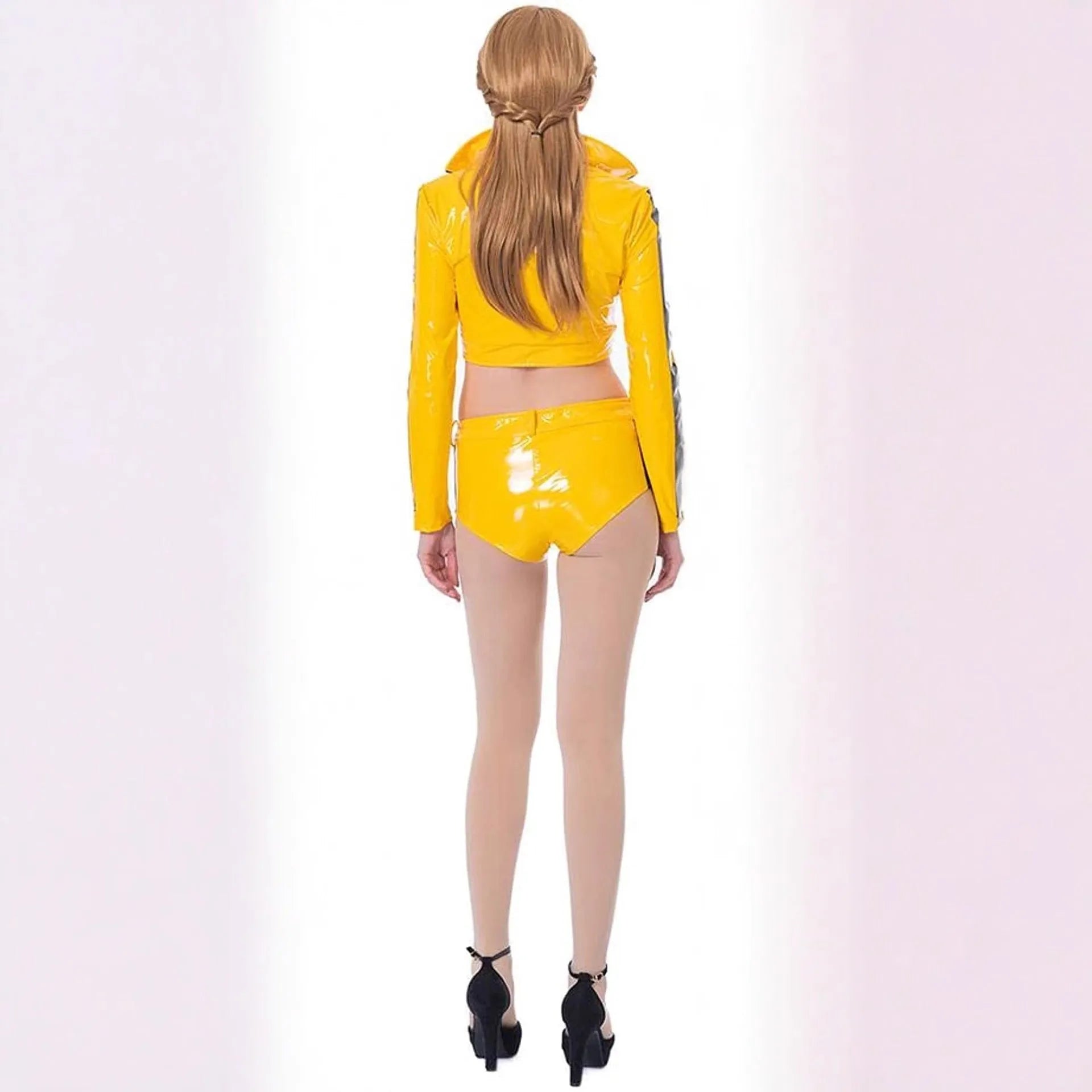 Yellow polyester micro-string dyeing short-sleeved top and shorts two-piece role-playing costume set