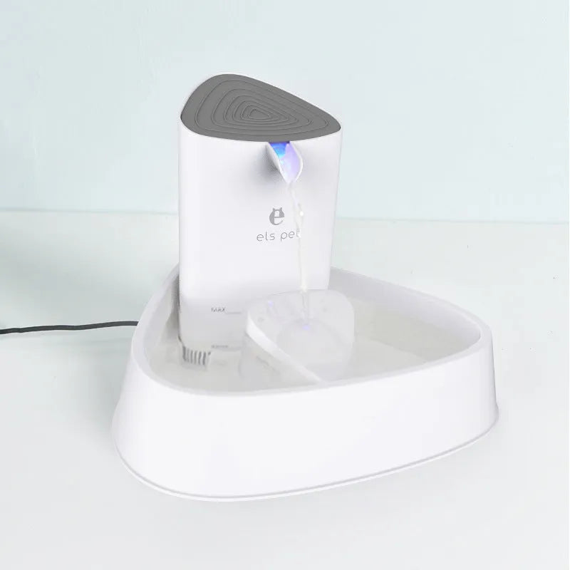 Mi electric circulating pet water fountain with 1.5L or 3L capacity, dust cover, and quiet pump for cats and dogs