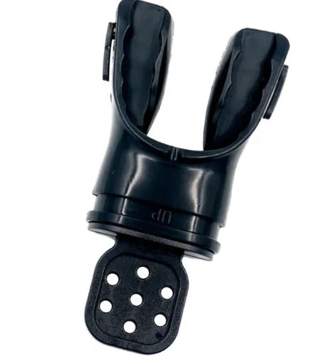 Plastic free diving mouthpiece made from edible silicone measuring 110mm length