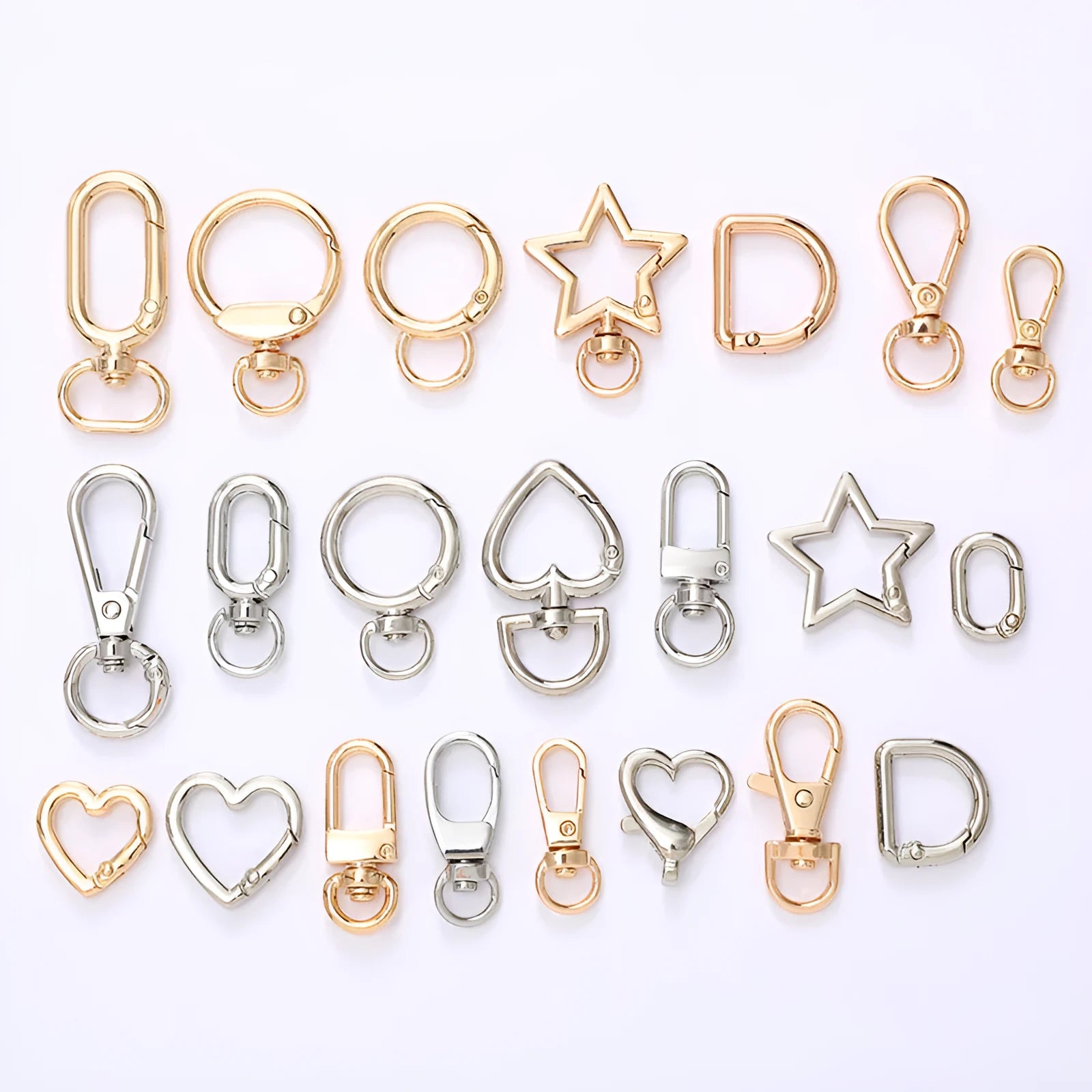 Zinc alloy fish mouth ring buckle keychain with love heart pattern, medium size, simple metal finish