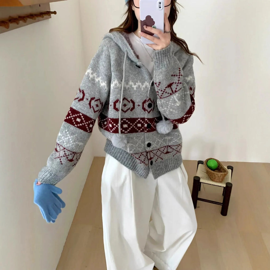 Women's plus size geometric pattern brocade sweater coat in loose fit beige colour