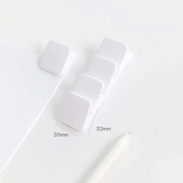 Square plastic photo note holder in white, black, or transparent measuring 3.2cm x 3cm
