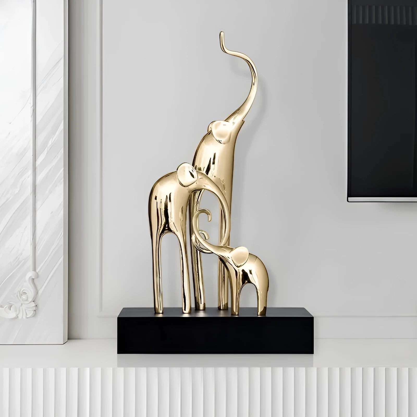 European style decorative resin elephant ornament in bright gold, rose gold, silver, or retro colour finish