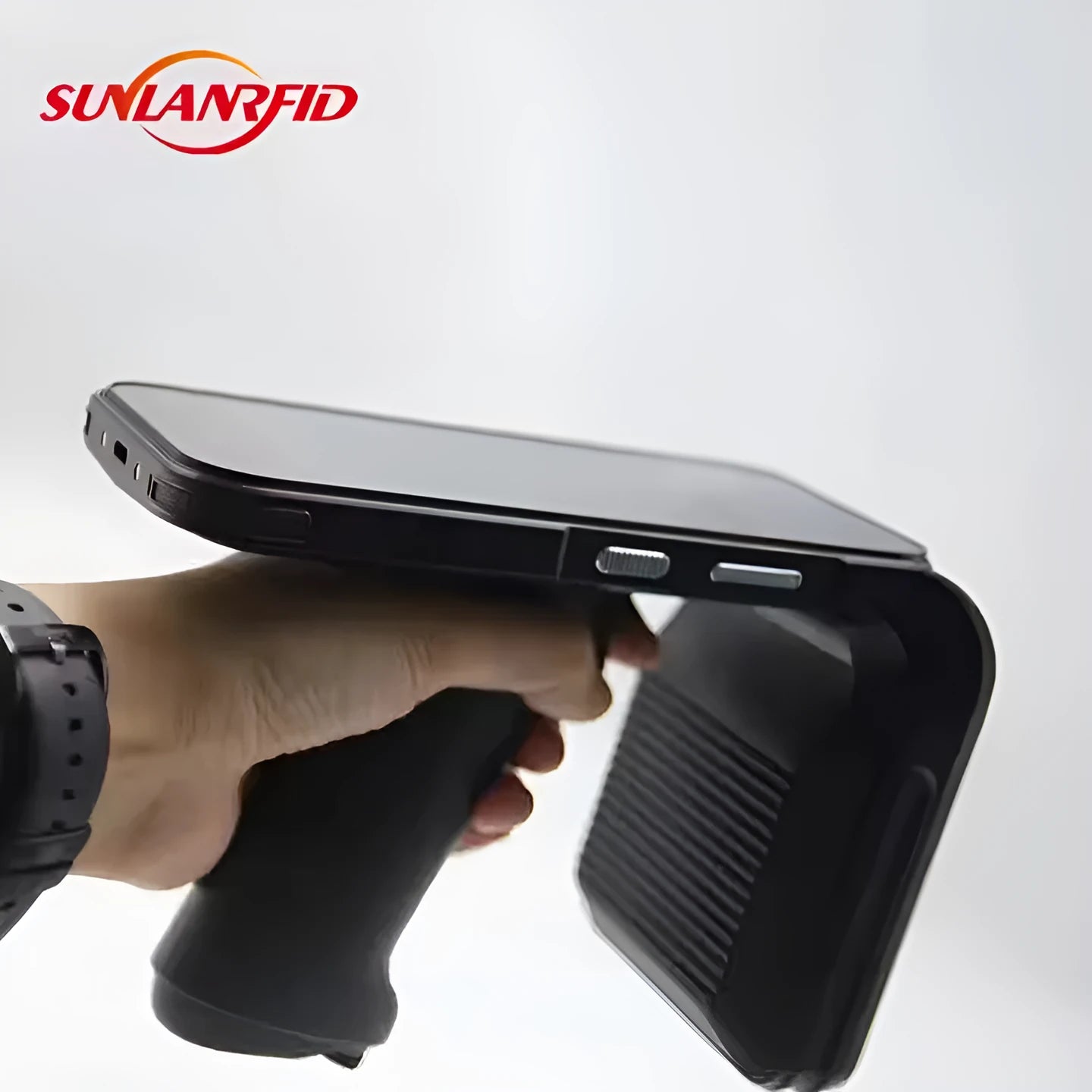 SLP-05 handheld Android UHF RFID scanner and barcode reader shown in use