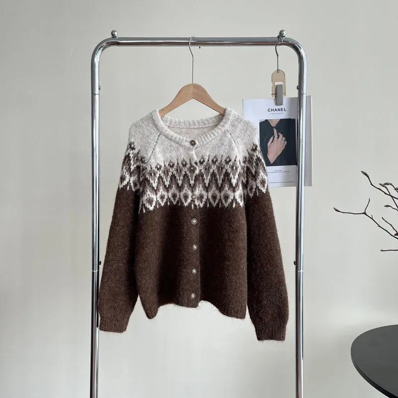 Women's loose fit polyester jacquard sweater coat in milky white