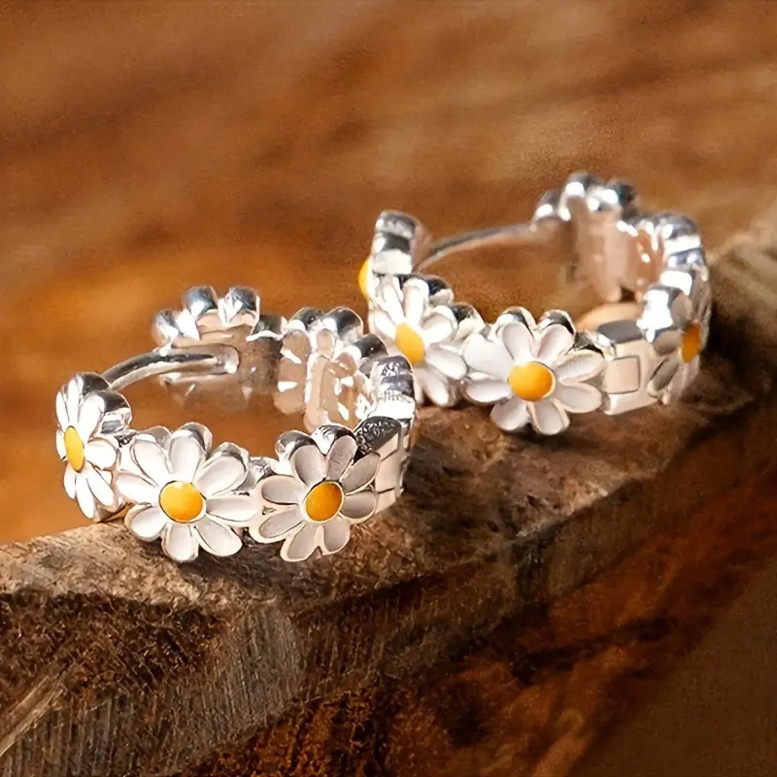 White daisy flower ring earrings with electroplated copper and platinum gemstone details