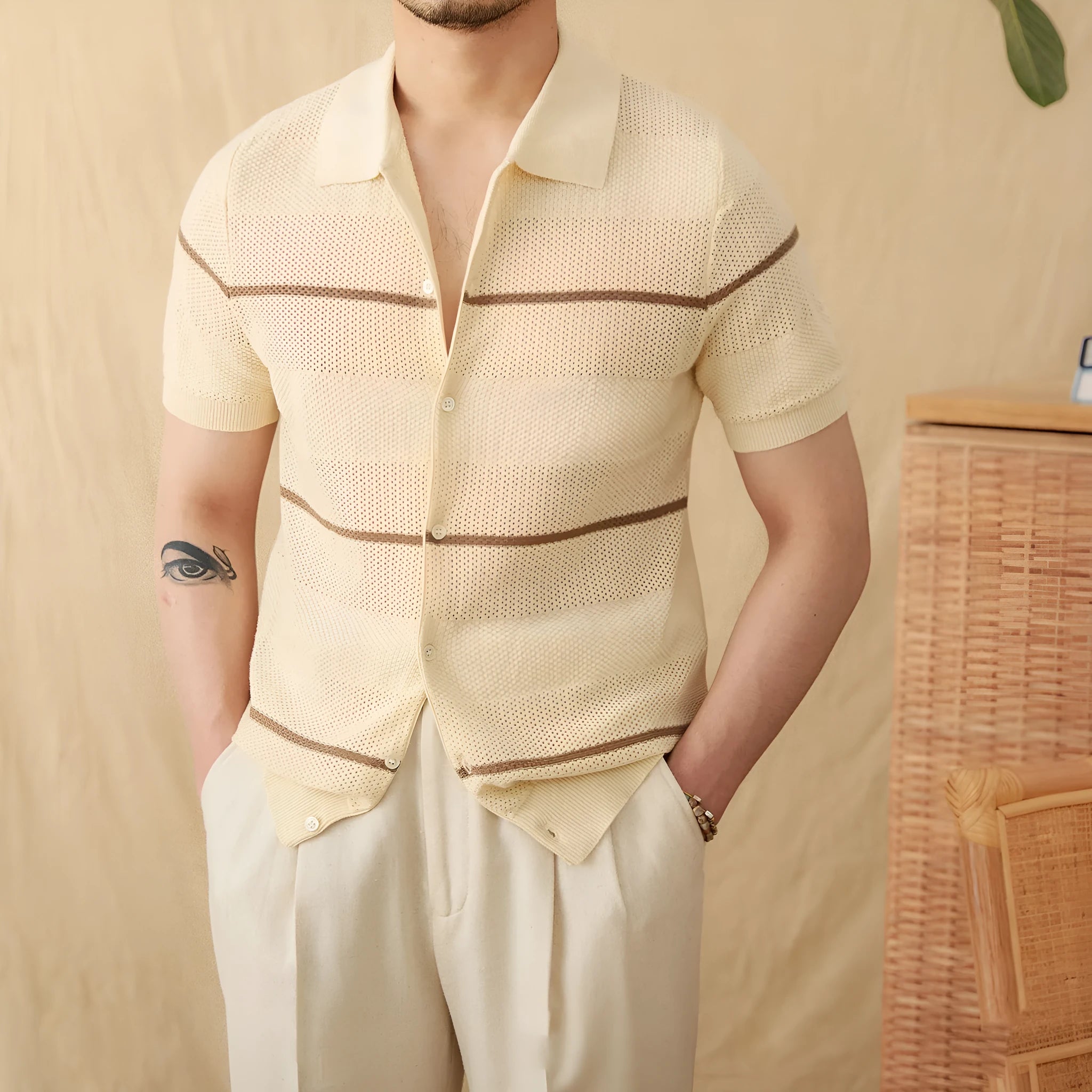 Camel coloured lapel cardigan with short sleeves and knitted cotton linen fabric