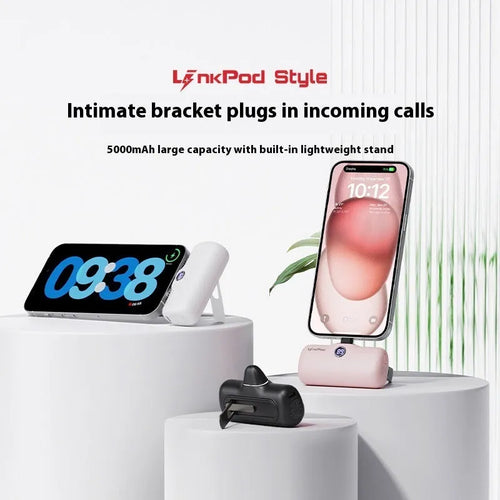 Capsule Power Bank 20W PD fast charging in black with built-in bracket