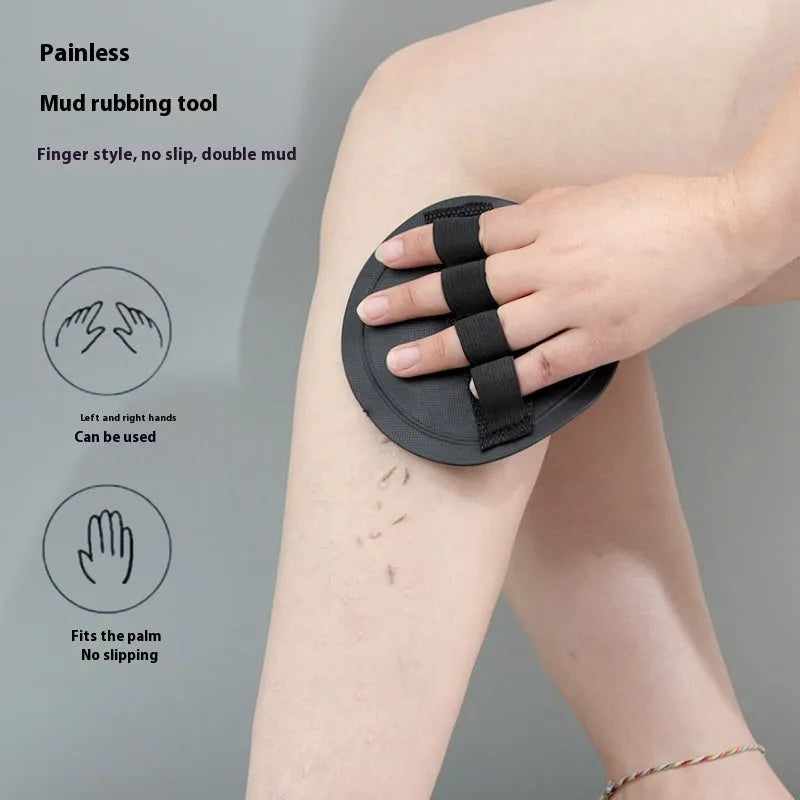 Rubber finger-style bath gadget for women in round cake colour with lace design